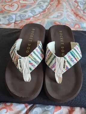 Rocket Dog Brown Flip Flops with Cream and Multicolor Straps